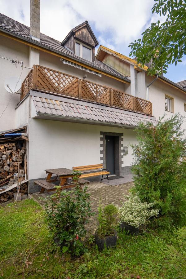 Karkonosky Apartamenty- Sciegny Luaran gambar